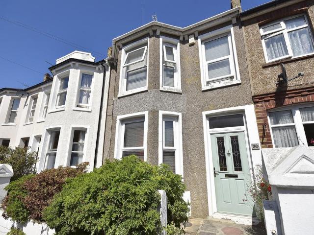 House for sale in Westbrook, Acol