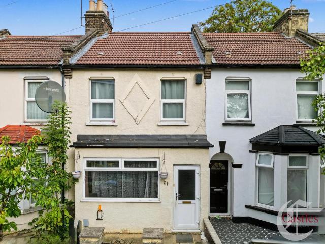 House for sale in Lower Edmonton, Greater London