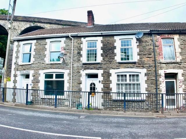 House for sale in Bargoed, Wales