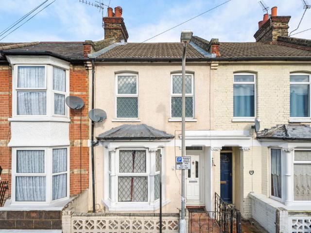 House for sale in Kings Farm, Hamerton