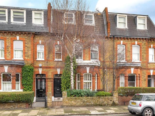 House for sale in Battersea, Greater London
