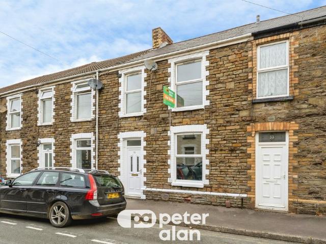 House for sale in Cimla, Neath