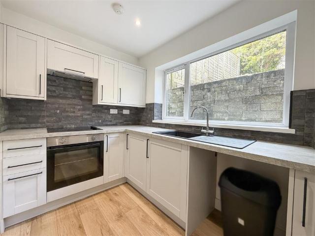 House for sale in Cwm Clydach, Clydach Vale