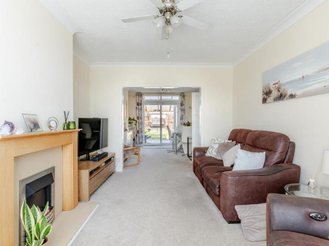 House for sale in Horfield, Feckenham