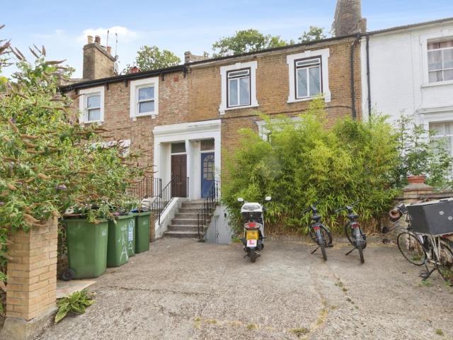 House for sale in Greater London