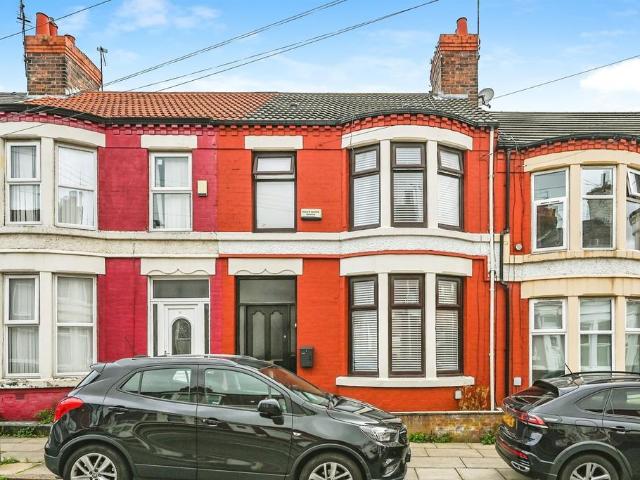 House for sale in Calderstones