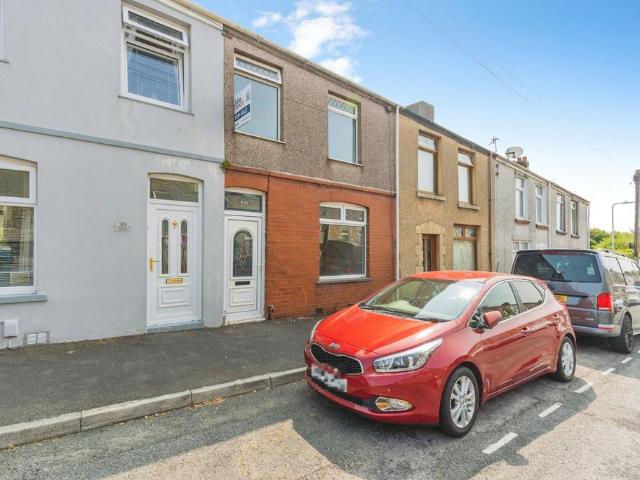 House for sale in Cwmbwrla, Nangreaves