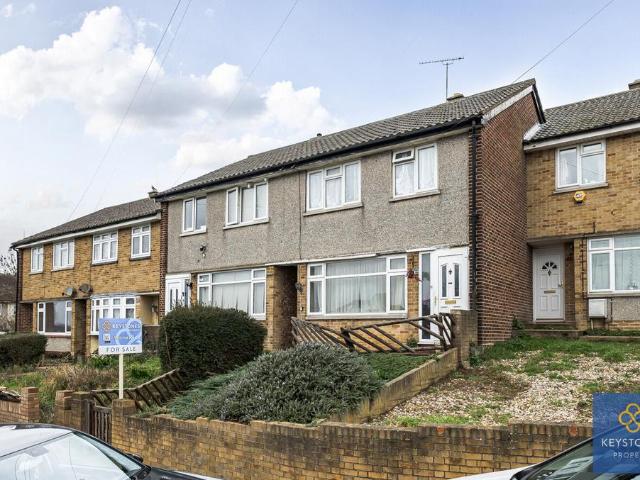 House for sale in Collier Row, Greater London