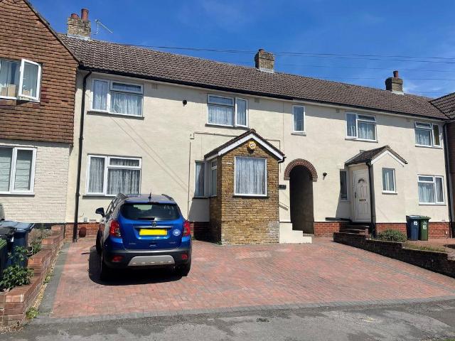 House for sale in Totteridge, Buckinghamshire