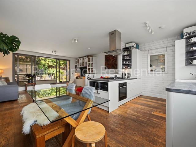 House for sale in Harringay, Greater London