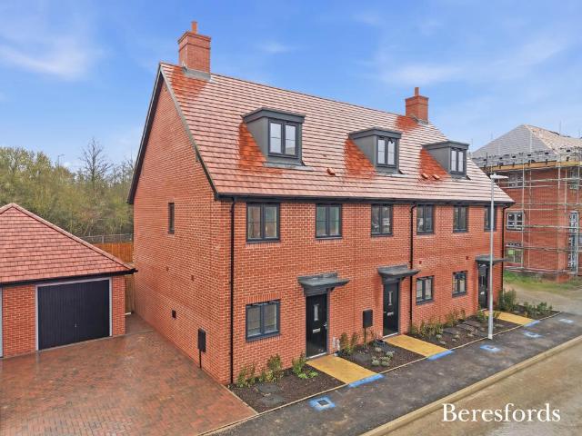 House for sale in Ingatestone and Fryerning, Navestock Side
