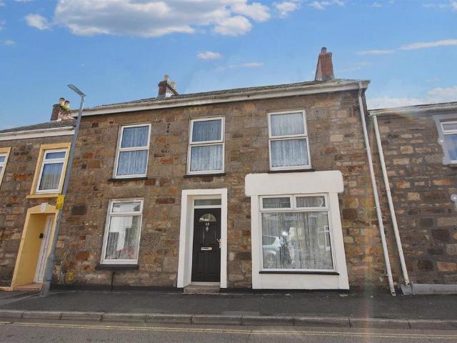 House for sale in Roseworthy, Cornwall