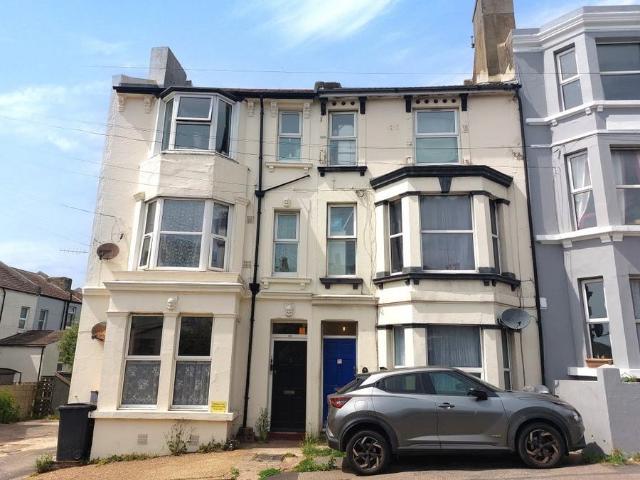 House for sale in Broomgrove, Guestling Green