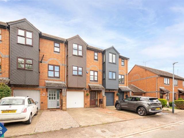 House for sale in Myton Park, Green Close
