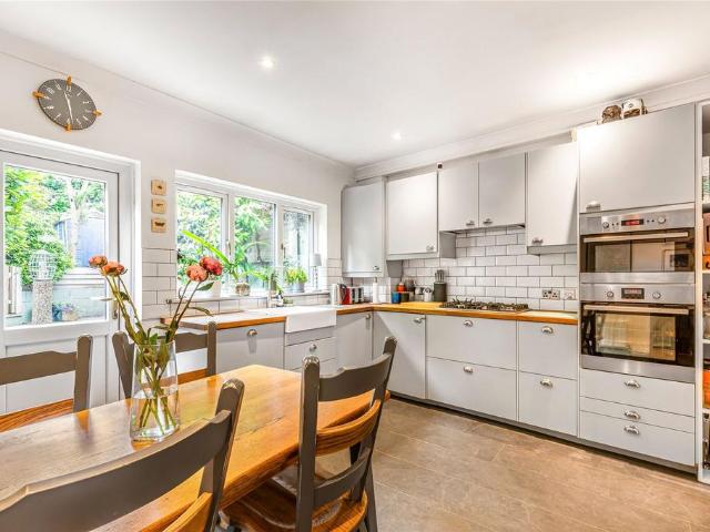 House for sale in Furzedown, Greater London