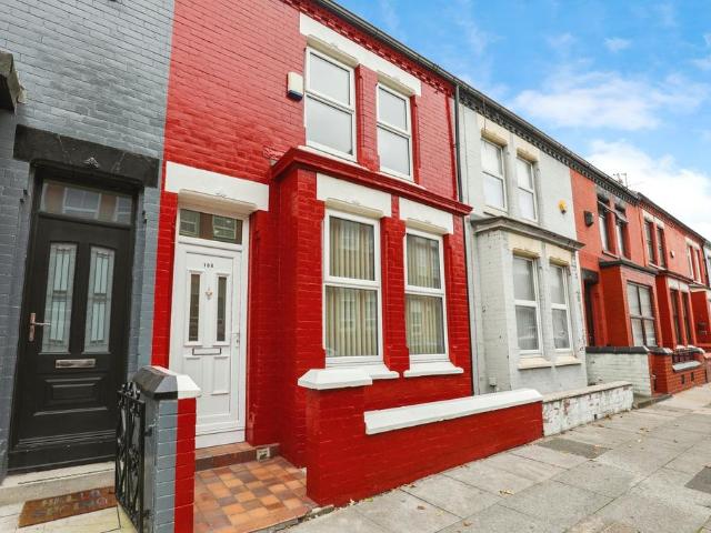 House for sale in Bootle, Sefton