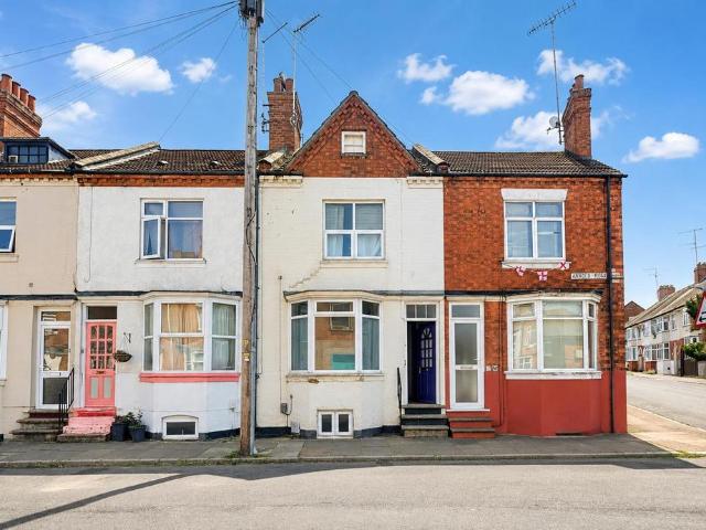 House for sale in Northampton, Northamptonshire