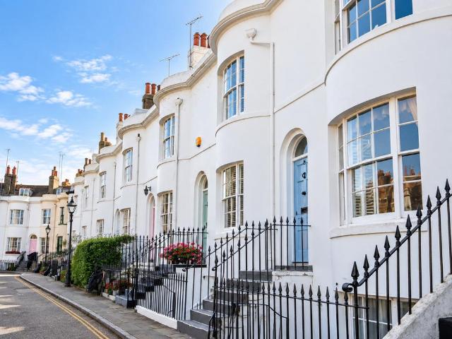 House for sale in East Cliff, Acol