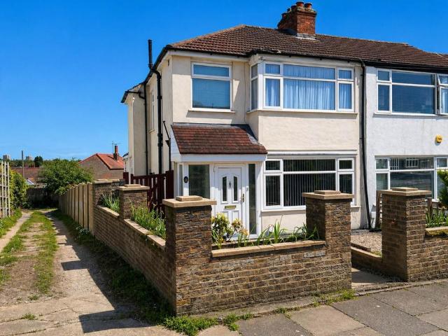 House for sale in Collier Row, Greater London
