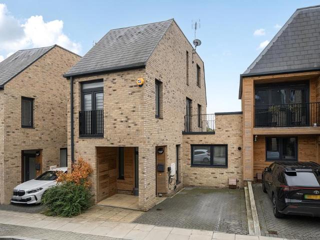 House for sale in High Barnet, Isle Of Man