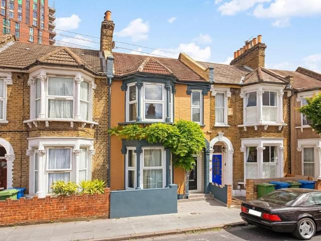 House for sale in Peckham, Greater London
