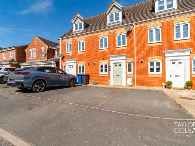 House for sale in Leyfields, Kettlebrook