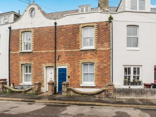 House for sale in Chichester, Littlecote