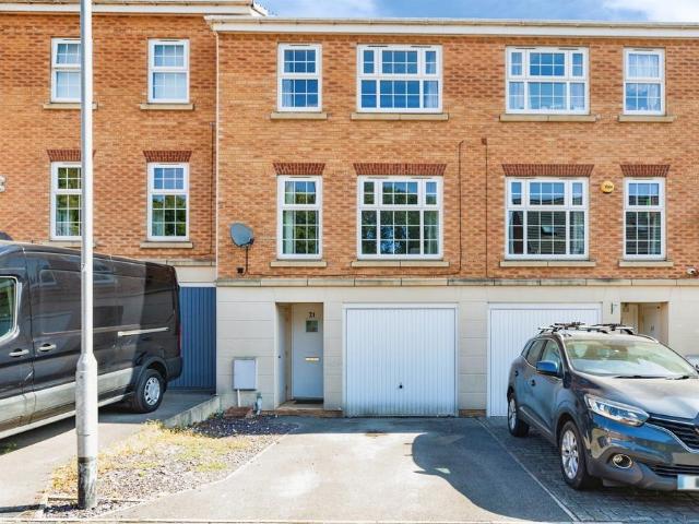 House for sale in Greasbrough, South Yorkshire