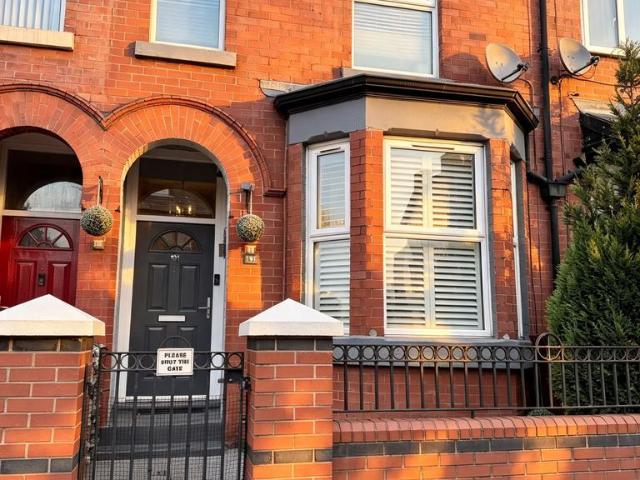 House for sale in Georgia, Greater Manchester