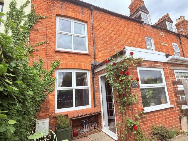 House for sale in Rowde, Wiltshire