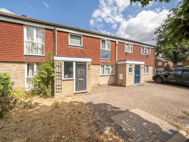 House for sale in How Wood, St Albans