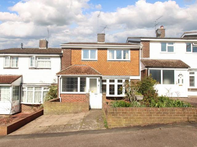 House for sale in Bourne End, Pouchen End