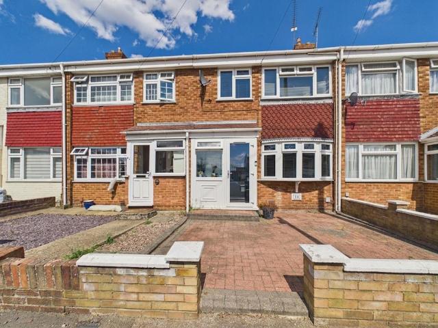 House for sale in Stanford-le-hope, Essex