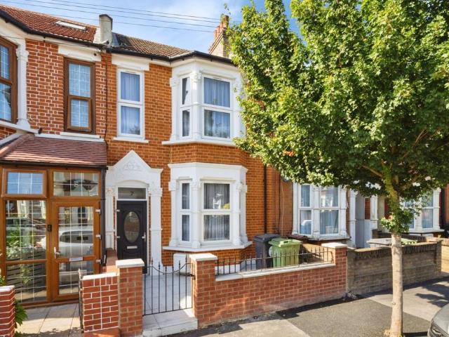 House for sale in Leyton, Greater London