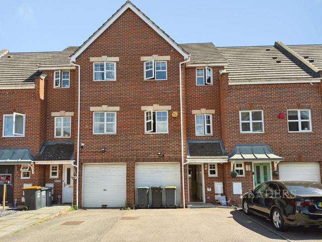 House for sale in Cauldwell, Bedford