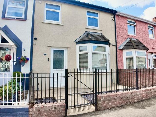 House for sale in Gilfach, Tir-y-berth