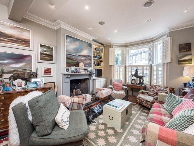House for sale in Clapham Junction, Greater London