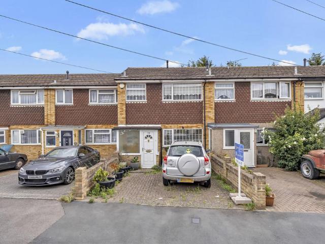 House for sale in Collier Row, Greater London