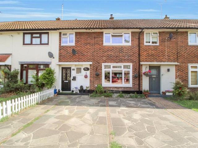 House for sale in Alton Barnes, Essex