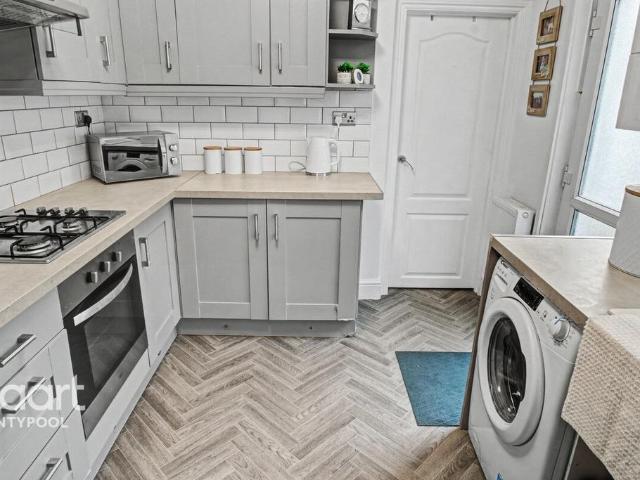 House for sale in Wainfelin, Griffithstown