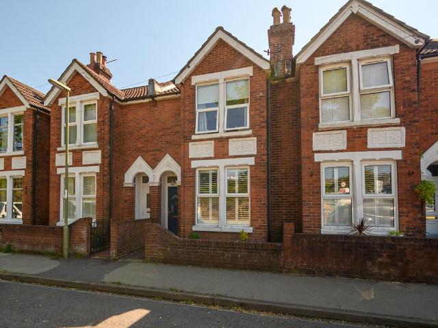 House for sale in Eastleigh, Helford