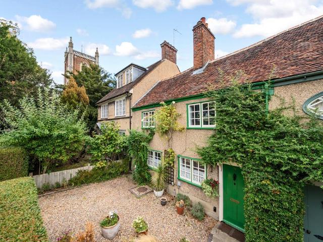 House for sale in St Albans, Five Acres
