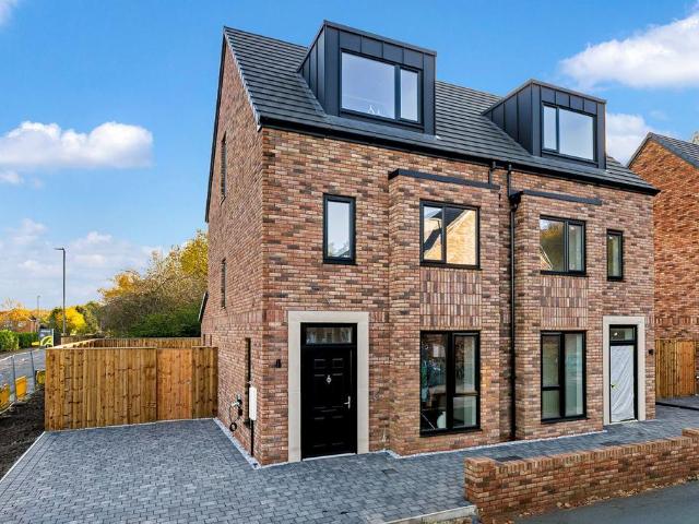 House for sale in Halewood Green, Halewood