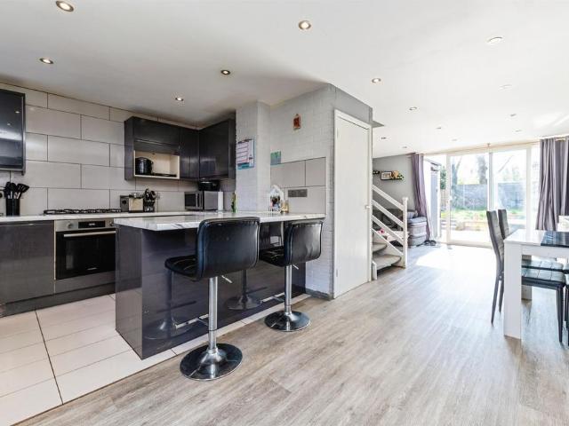 House for sale in Panshanger, Fretherne
