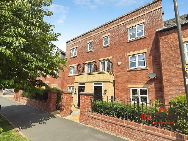 House for sale in Egginton, East Midlands