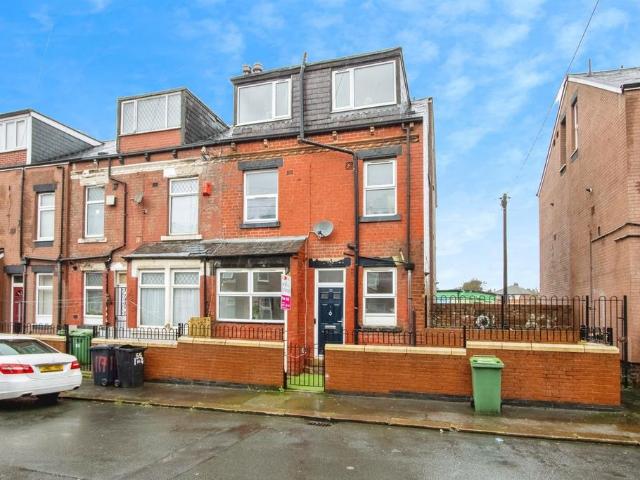 House for sale in West Yorkshire