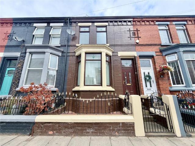 House for sale in Calderstones