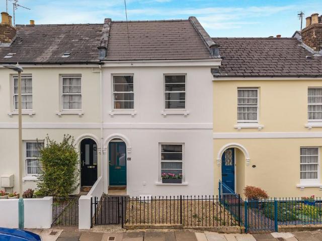House for sale in Leckhampton, Cheltenham