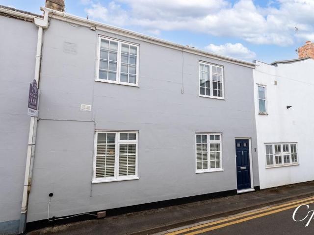 House for sale in Ewens Farm, Golden Valley