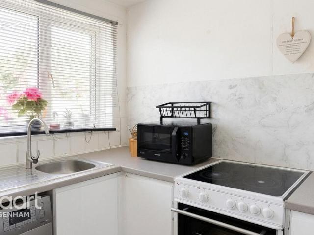 House for sale in London Borough of Barking and Dagenham, Greater London